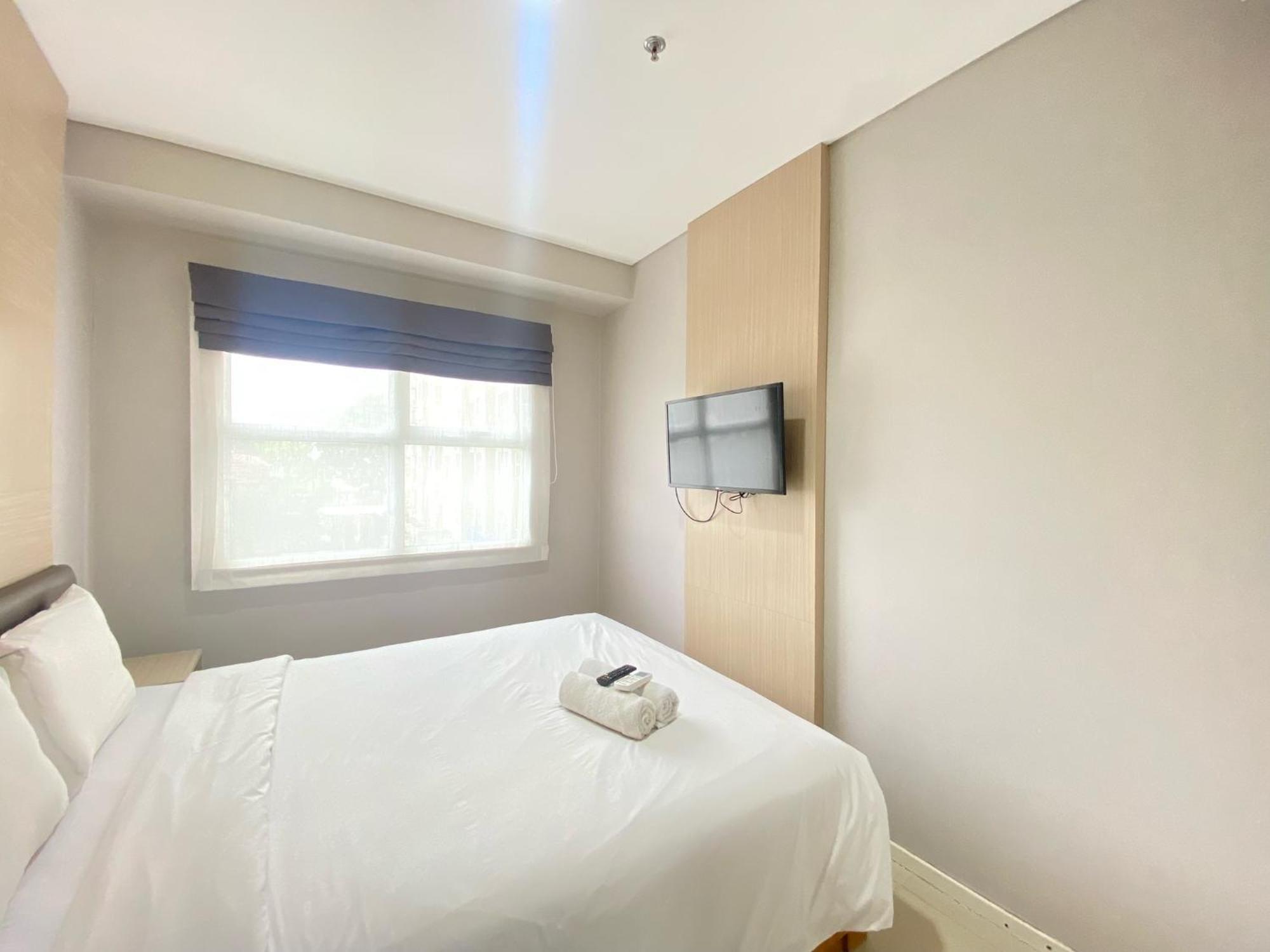 Cozy 1br At Parahyangan By Travelio * Bandung