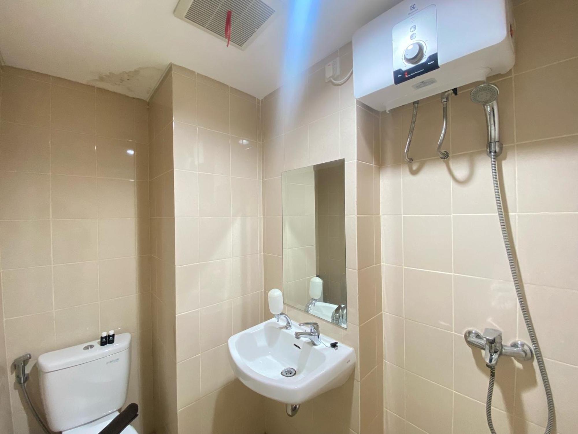 Apartemen Cozy 1br At Parahyangan By Travelio