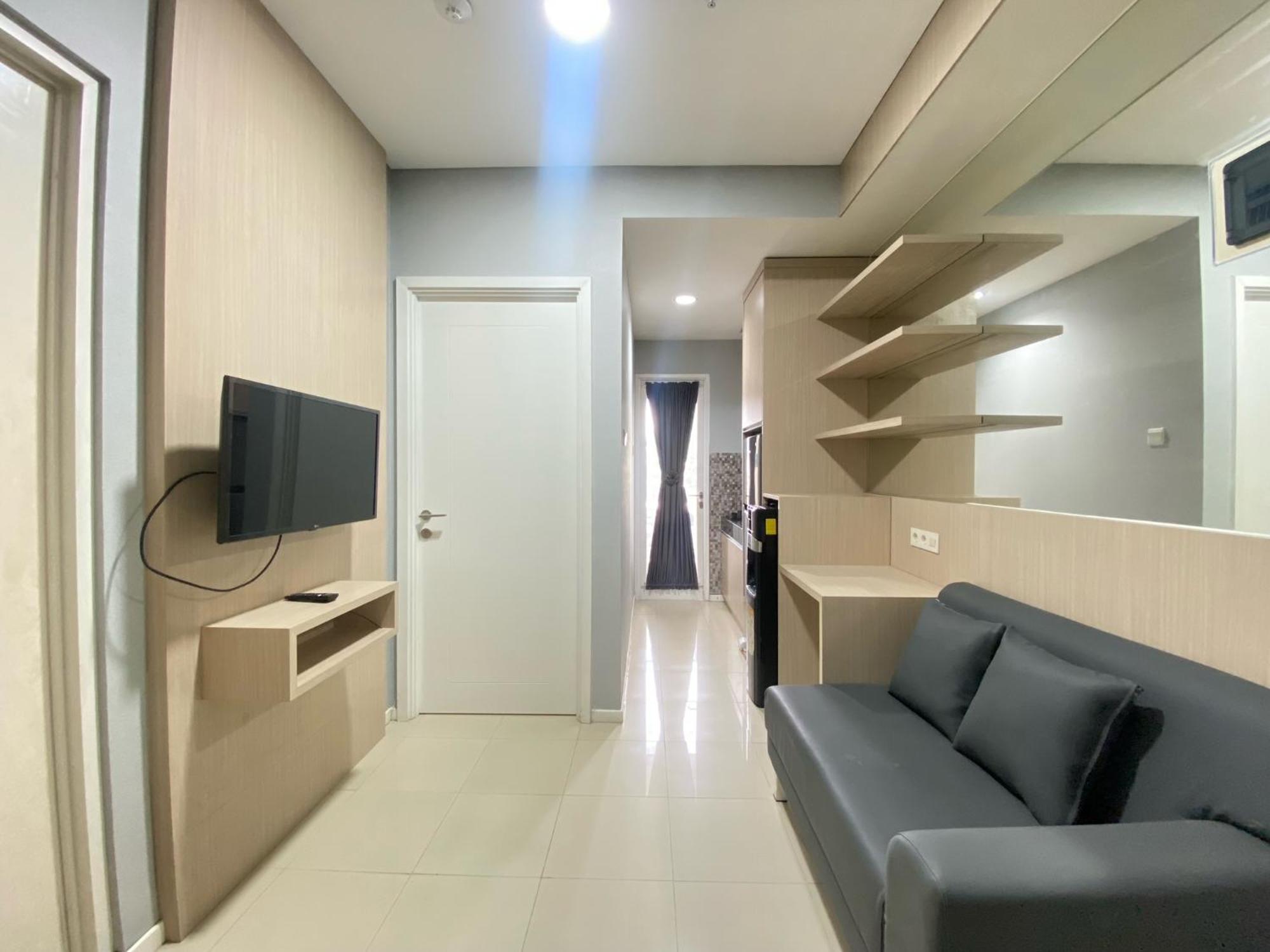 Apartemen Cozy 1br At Parahyangan By Travelio *